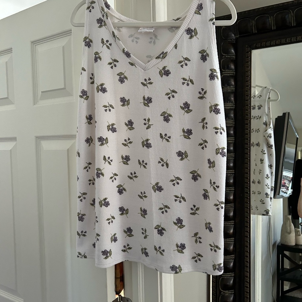 Lularoe Farrah tank